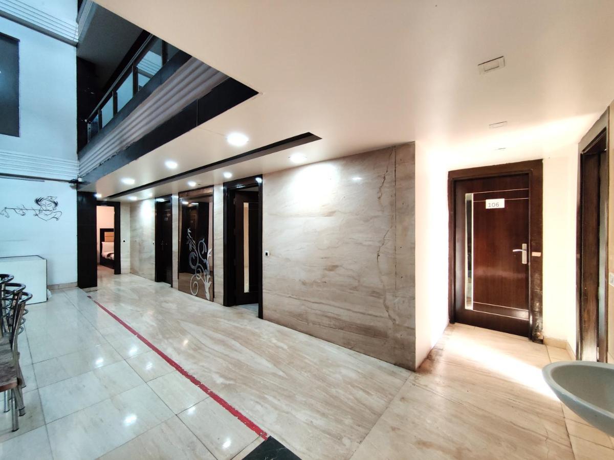 Stay At Hotel Pride, Delhi, Near Karol Bagh Metro Дели Экстерьер фото